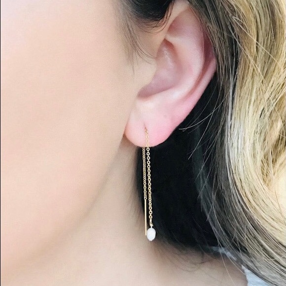 14k gold-filled threader earrings with pearls - Picture 4 of 7